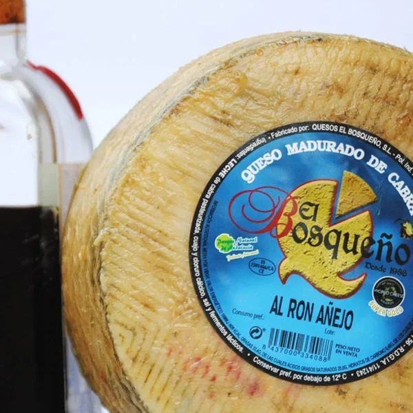 queso curado ron añejo